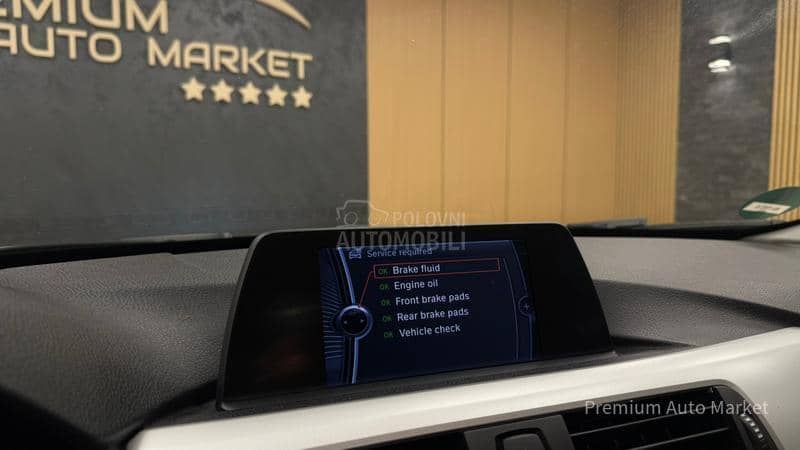 BMW 320 //2.0i//NAV.I//FUL