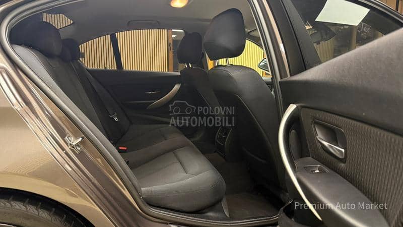 BMW 320 //2.0i//NAV.I//FUL