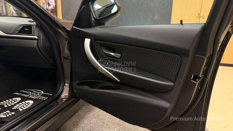 BMW 320 //2.0i//NAV.I//FUL