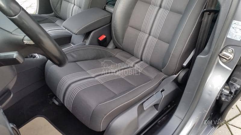 Volkswagen Golf 6 1.6TDI MATCH/KA0 N0V