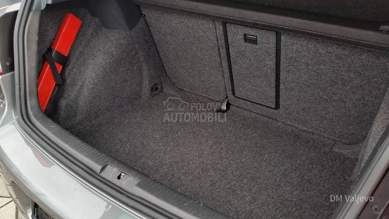 Volkswagen Golf 6 1.6TDI MATCH/KA0 N0V