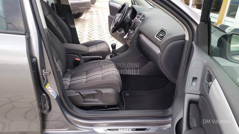 Volkswagen Golf 6 1.6TDI MATCH/KA0 N0V