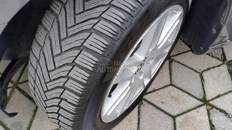 Volkswagen Golf 6 1.6TDI MATCH/KA0 N0V