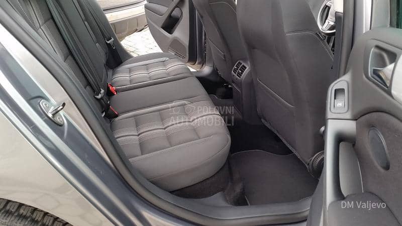 Volkswagen Golf 6 1.6TDI MATCH/KA0 N0V