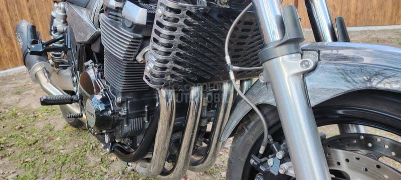 Suzuki GSX1400   U N I K A T