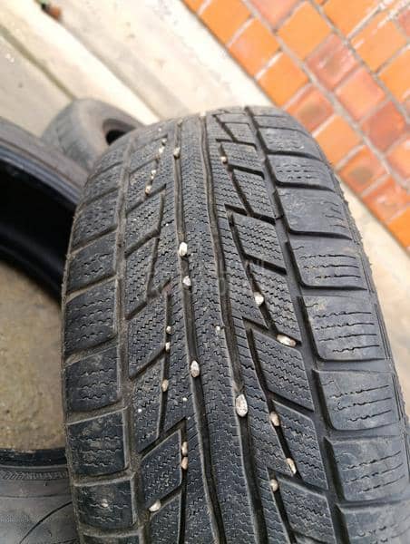 Nankang 205/55 R16 Zimska