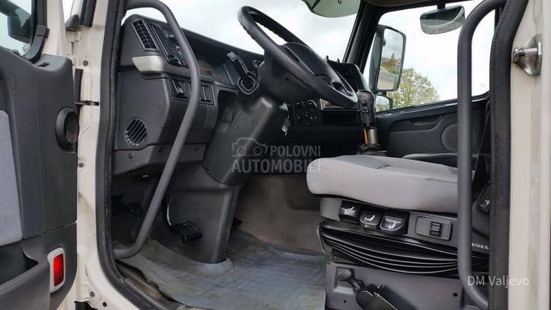 Volvo FH12 6.2m/KIPER/KRAN