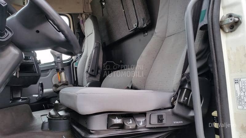 Volvo FH12 6.2m/KIPER/KRAN