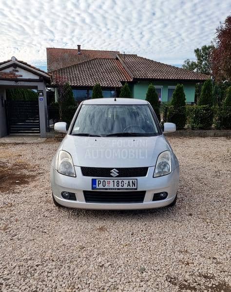 Suzuki Swift 1.3i
