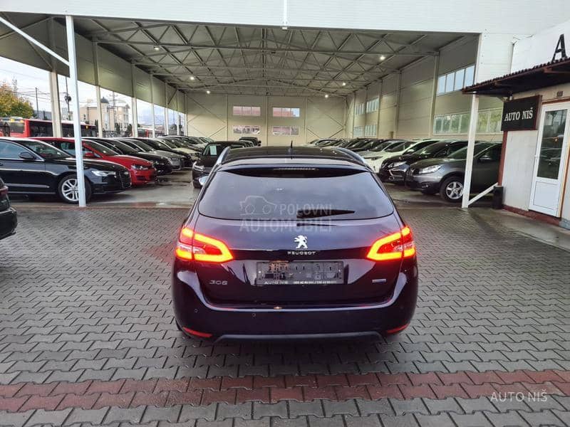 Peugeot 308 1.6 HDI PREMIUM