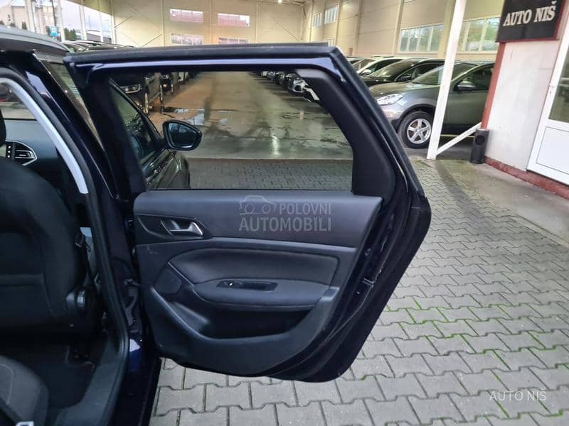 Peugeot 308 1.6 HDI PREMIUM