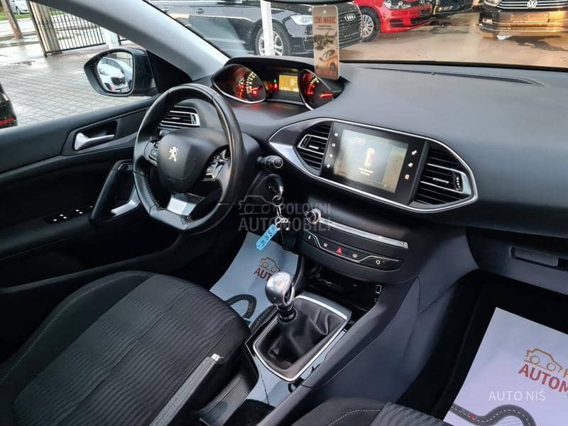 Peugeot 308 1.6 HDI PREMIUM