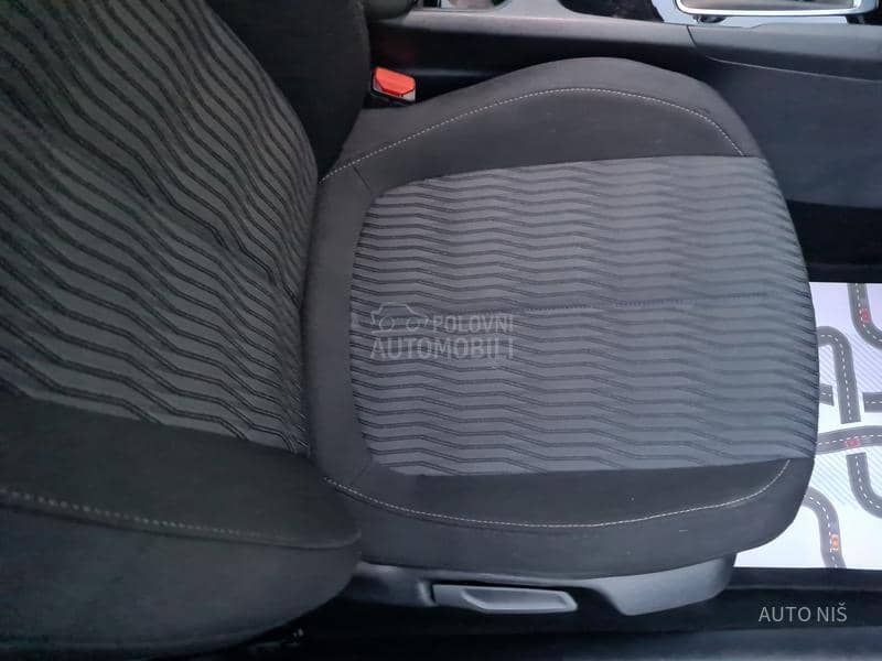 Peugeot 308 1.6 HDI PREMIUM