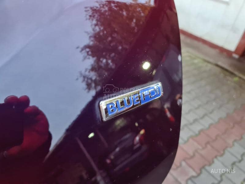 Peugeot 308 1.6 HDI PREMIUM