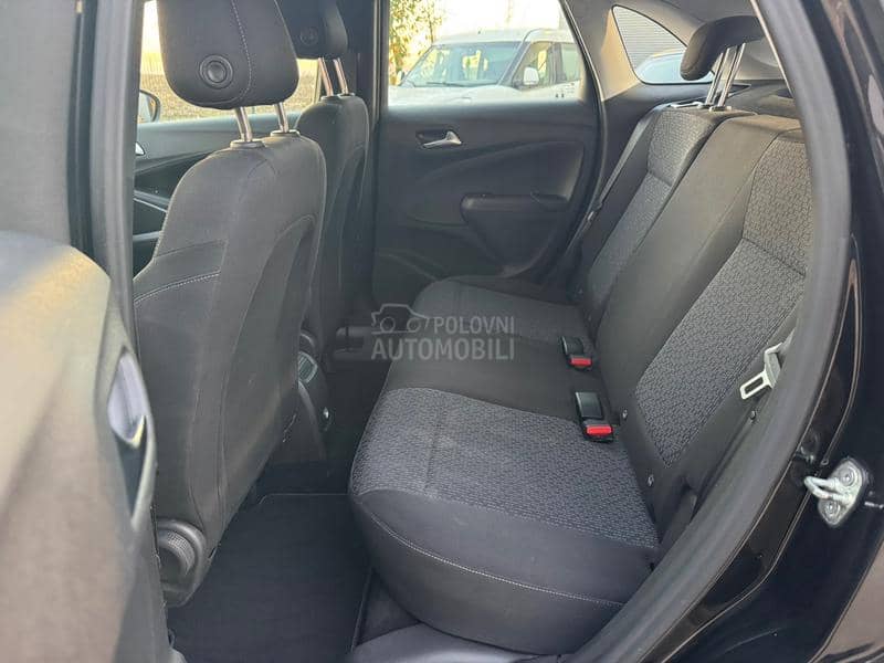 Opel Crossland X  