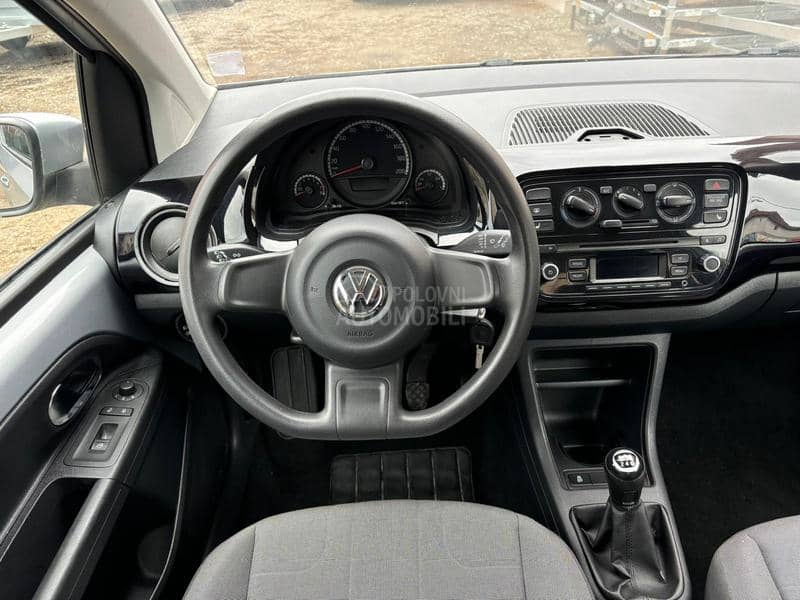 Volkswagen up! 