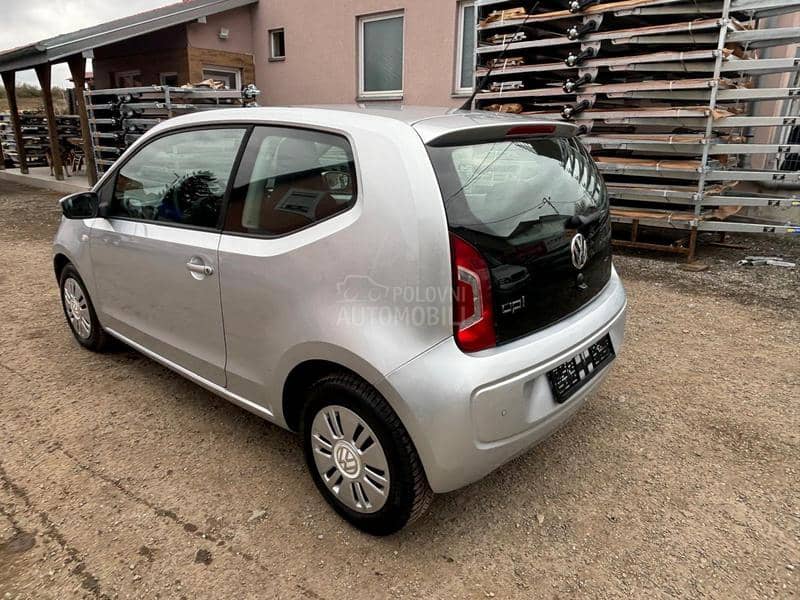 Volkswagen up! 