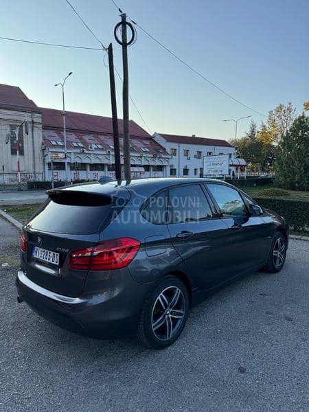 BMW 218 2.0