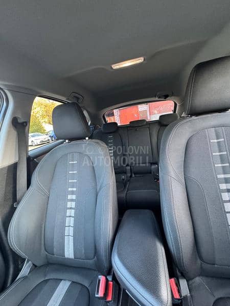 BMW 218 2.0