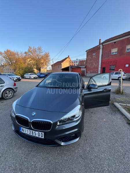 BMW 218 2.0