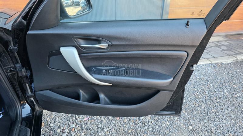 BMW 118 2.0F20  AUT FUL KOZA