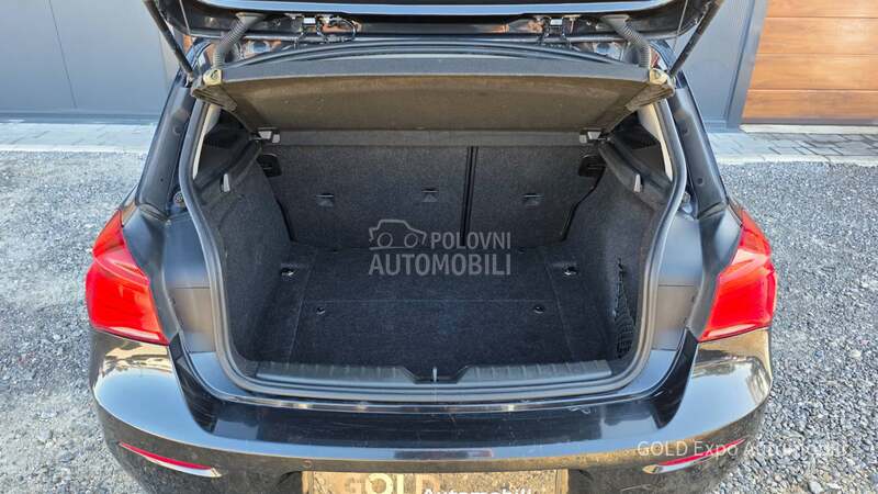 BMW 118 2.0F20  AUT FUL KOZA