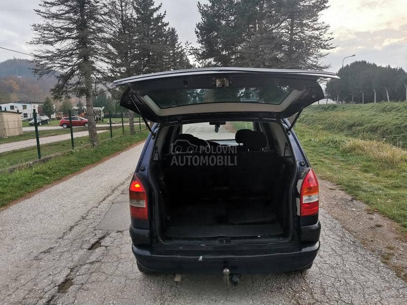 Opel Zafira 2.0 DTI