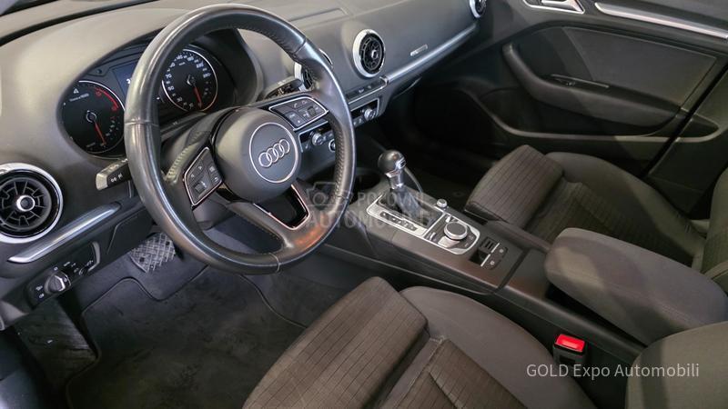 Audi A3 1.6 S-TRONIC SPORT