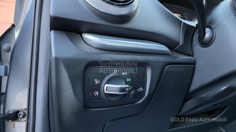 Audi A3 1.6 S-TRONIC SPORT