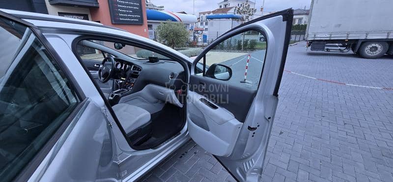 Peugeot 5008 AUT/Ser ist/v servis