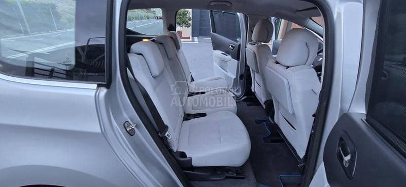 Peugeot 5008 AUT/Ser ist/v servis