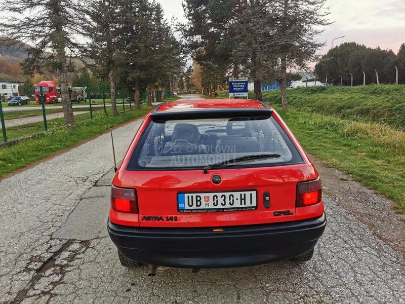 Opel Astra F 1.4