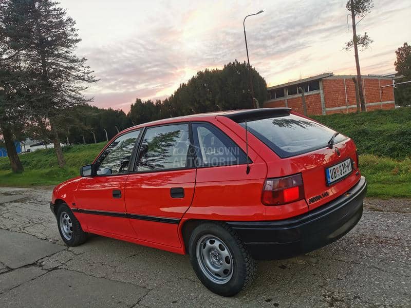 Opel Astra F 1.4