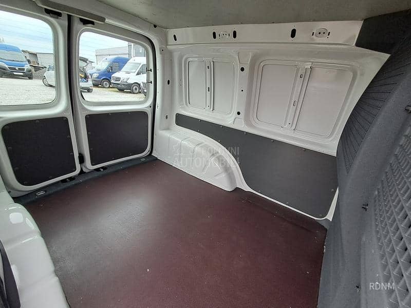 Volkswagen Caddy 1.6 TDI/KOŽA/NAVI