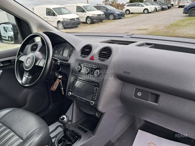 Volkswagen Caddy 1.6 TDI/KOŽA/NAVI