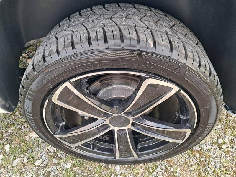 Volkswagen Caddy 1.6 TDI/KOŽA/NAVI