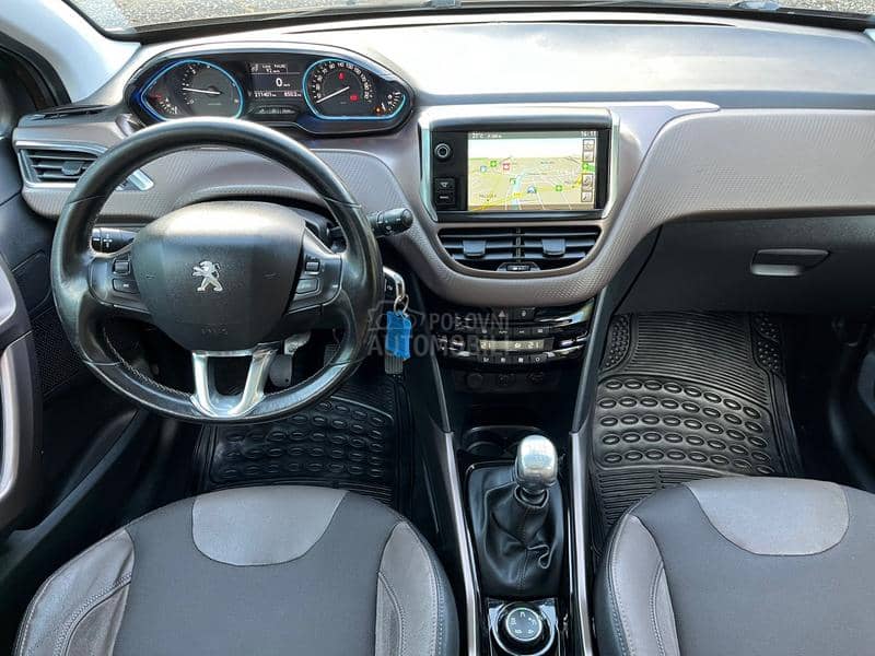Peugeot 2008 1,6 HDI Allure
