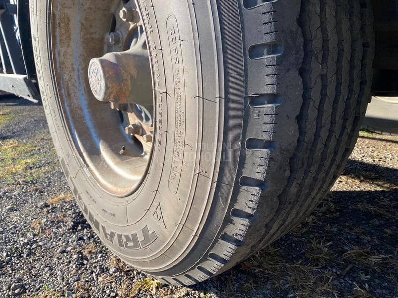 Schwarzmuller 3HKS E Trostrana