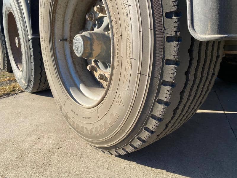 Schwarzmuller 3HKS E Trostrana