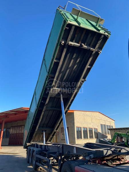 Schwarzmuller 3HKS E Trostrana