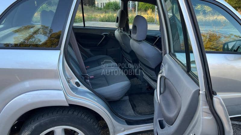 Toyota RAV 4 2.0 vvt-i