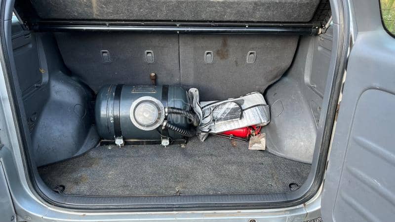 Toyota RAV 4 2.0 vvt-i