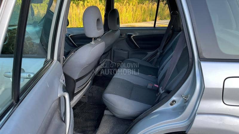 Toyota RAV 4 2.0 vvt-i