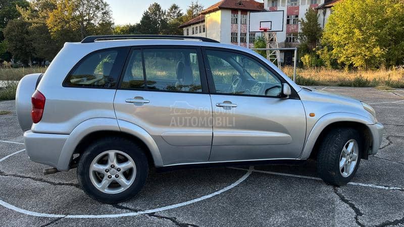 Toyota RAV 4 2.0 vvt-i