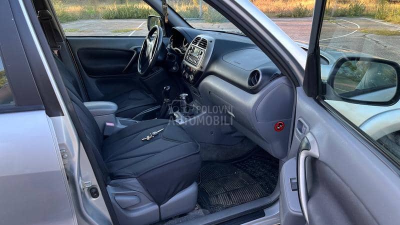 Toyota RAV 4 2.0 vvt-i