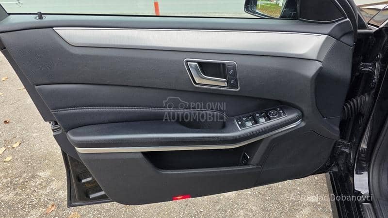 Mercedes Benz E 220 Avangarde, Xen,Šiber