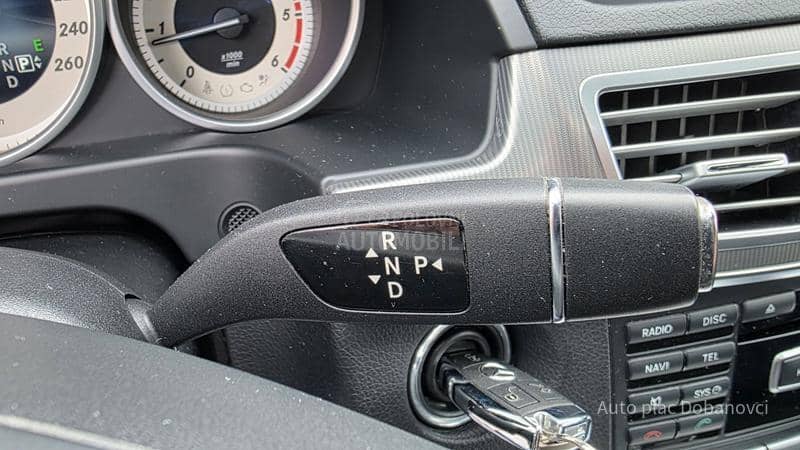 Mercedes Benz E 220 Avangarde, Xen,Šiber