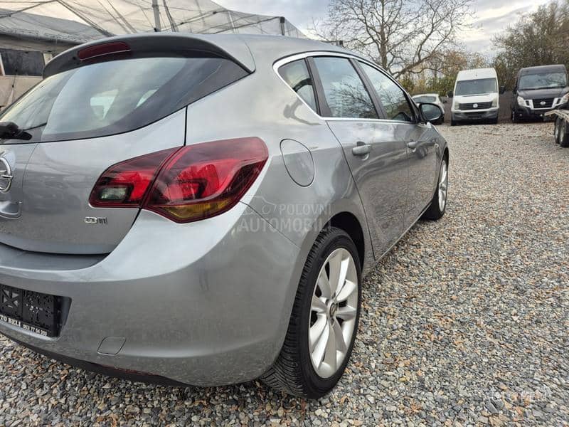 Opel Astra J 1.7 cdti Cosmo