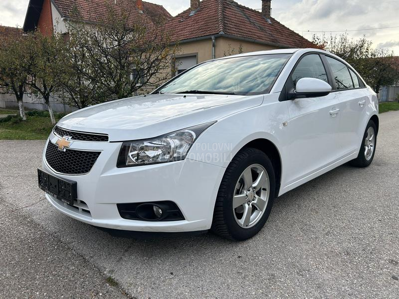 Chevrolet Cruze 1.8