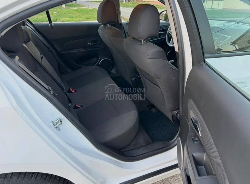 Chevrolet Cruze 1.8